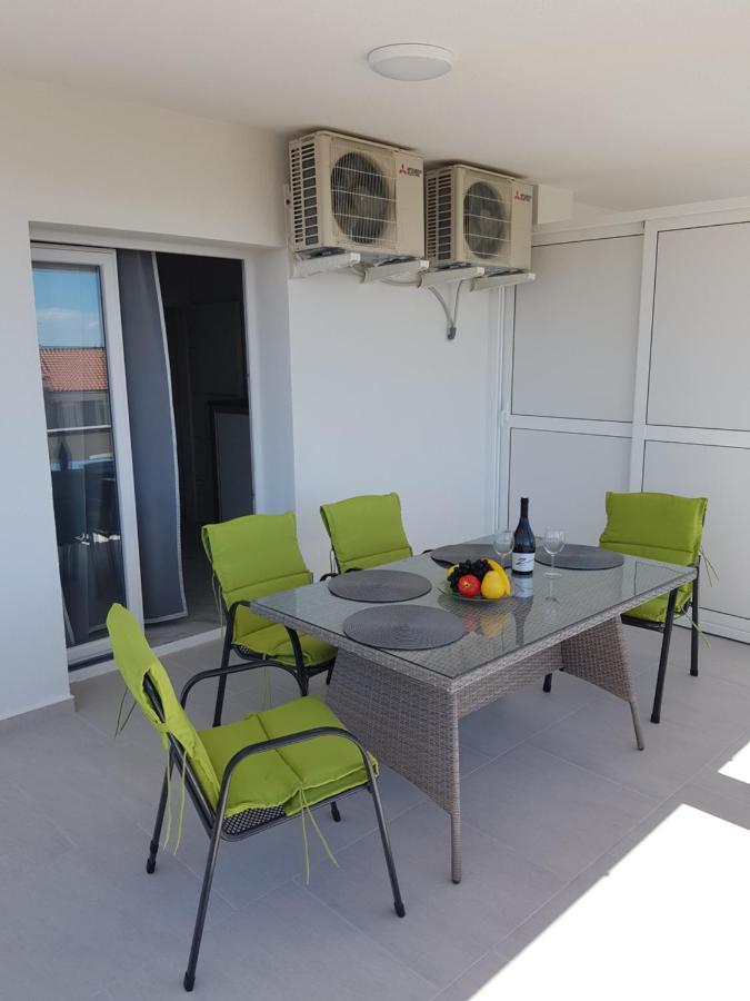 Apartments Sun Dance With Heated Pool Novalja Exterior foto